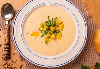 Stosuppe mit gerösteten Erdäpfeln  | © SONNENTOR